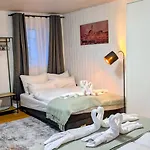 Apartment Danube Abteistrasse - Self Checkin - Moderne - Ideal Fuer Geschaeftsreisende Und Staedtetrips