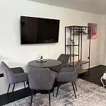 Danube Abteistrasse - Self Checkin - Moderne - Ideal Fuer Geschaeftsreisende Und Staedtetrips