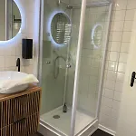 Danube Abteistrasse - Self Checkin - Moderne - Ideal Fuer Geschaeftsreisende Und Staedtetrips *