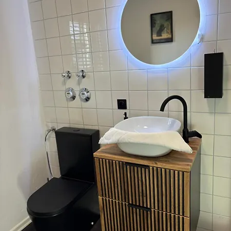 Danube Rooms Abteistrasse - Self Checkin - Kostenlos Parken Direkt An Der Unterkunft - Ideal Fuer Geschaeftsreisende Und Staedtetrips 파사우