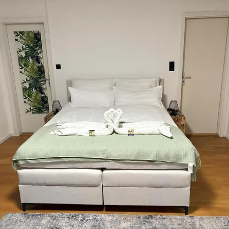 Danube Abteistrasse - Self Checkin - Moderne - Ideal Fuer Geschaeftsreisende Und Staedtetrips * Passau