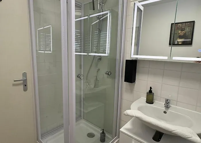 Danube Rooms Abteistrasse - Self Checkin - Moderne Wohnungen - Ideal Fuer Geschaeftsreisende Und Staedtetrips Appartement *